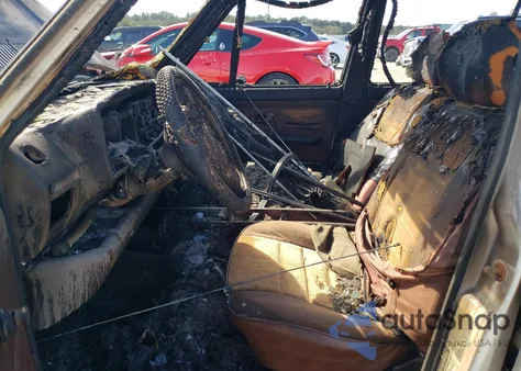 1978 Volkswagen Rabbit из США, поврежденный, VIN 1783383835